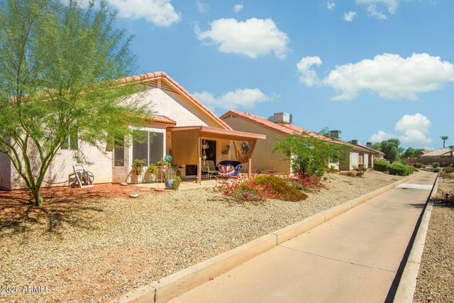 1697 E LINDRICK Drive, Chandler, AZ 85249