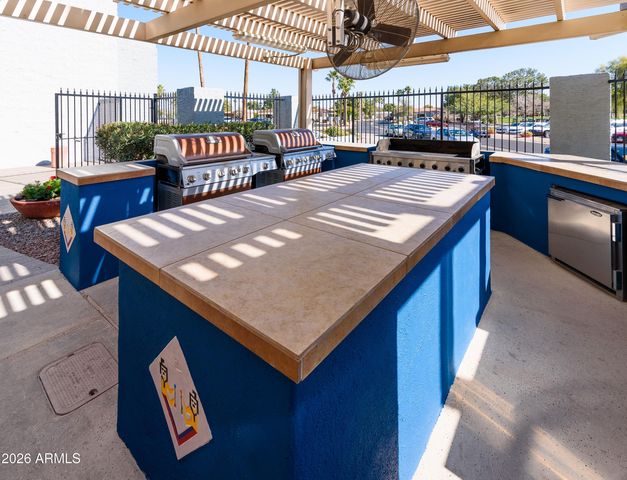 1697 E LINDRICK Drive, Chandler, AZ 85249