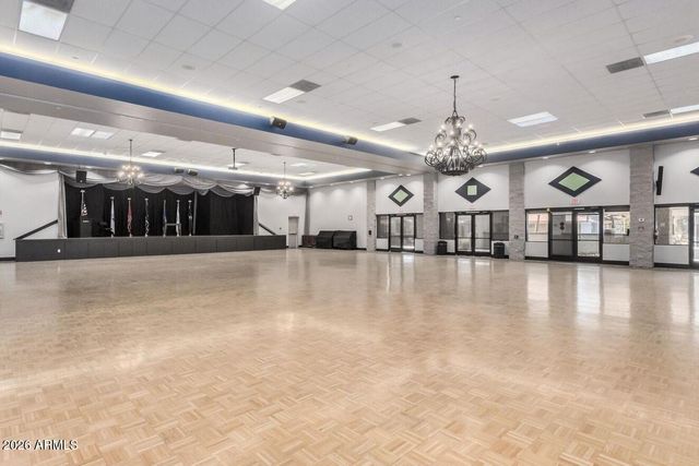 1697 E LINDRICK Drive, Chandler, AZ 85249