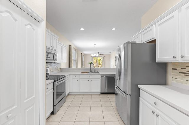 7051 CHATUM LIGHT RUN, Bradenton, FL 34212