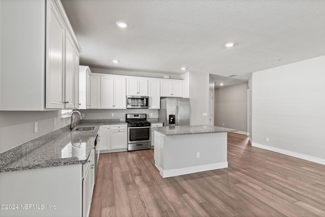 4570 CREEKSIDE BLUFF Street, Jacksonville, FL 32226