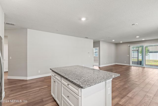 4570 CREEKSIDE BLUFF Street, Jacksonville, FL 32226