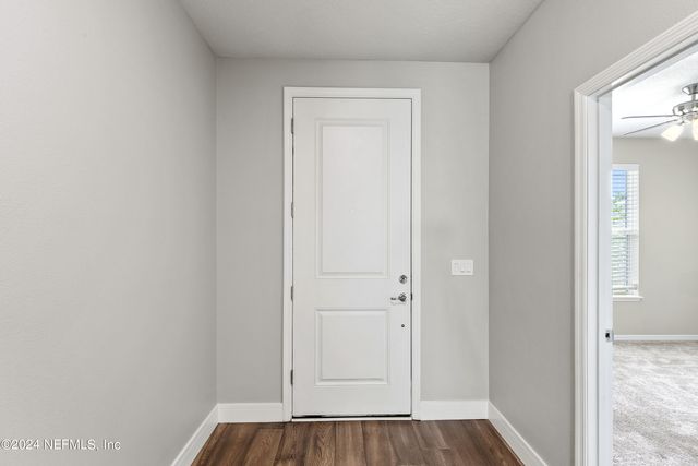 4570 CREEKSIDE BLUFF Street, Jacksonville, FL 32226