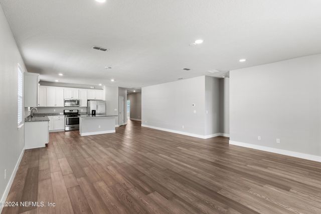 4570 CREEKSIDE BLUFF Street, Jacksonville, FL 32226