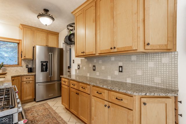 6457 Broadway Street, Indianapolis, IN 46220