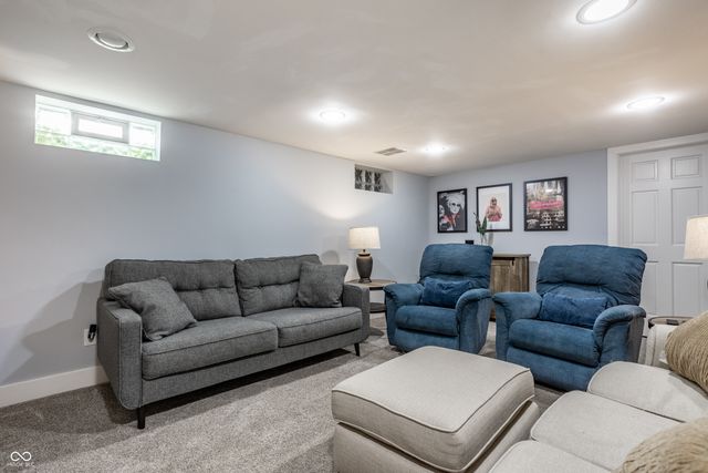 6457 Broadway Street, Indianapolis, IN 46220