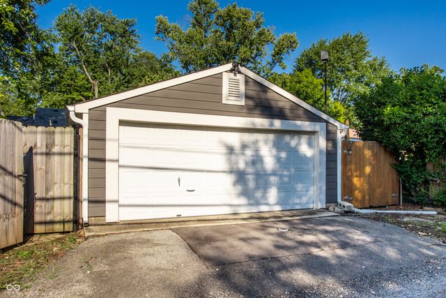 6457 Broadway Street, Indianapolis, IN 46220