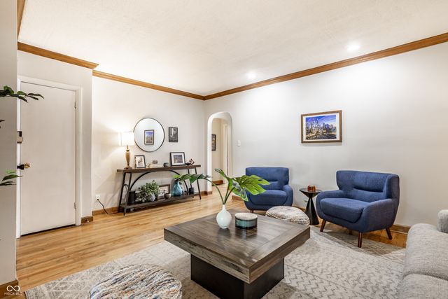 6457 Broadway Street, Indianapolis, IN 46220