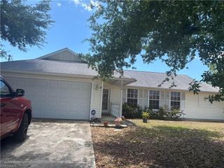 306 SW 29th ST, Cape Coral, FL 33914