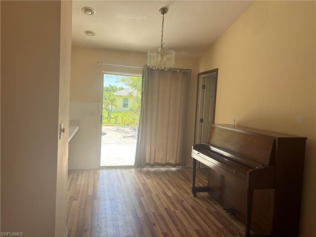 Image 4 of property listing at 306 SW 29th ST, Cape Coral, FL 33914