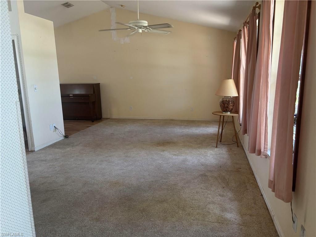 Image 5 of property listing at 306 SW 29th ST, Cape Coral, FL 33914