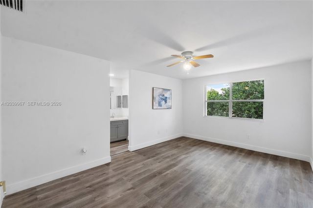 9836 NW 2nd Court, Plantation, FL 33324
