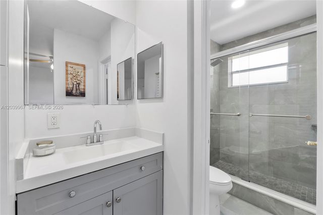 9836 NW 2nd Court, Plantation, FL 33324