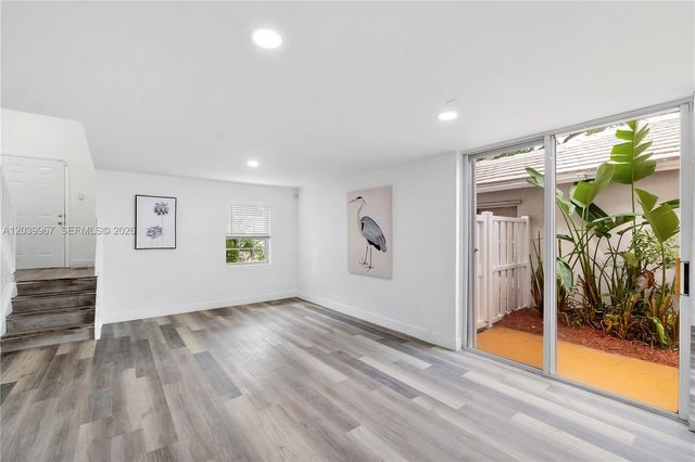 9836 NW 2nd Court, Plantation, FL 33324