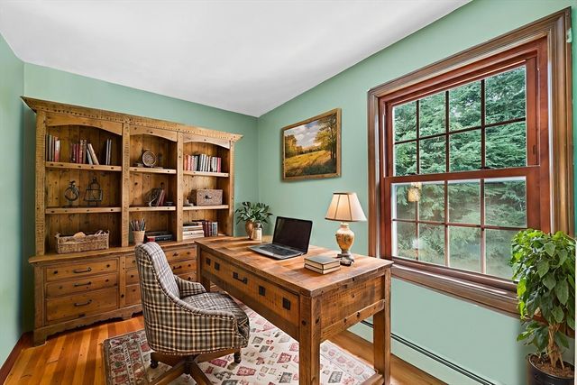 18 Heritage Lane, Lynnfield, MA 01940