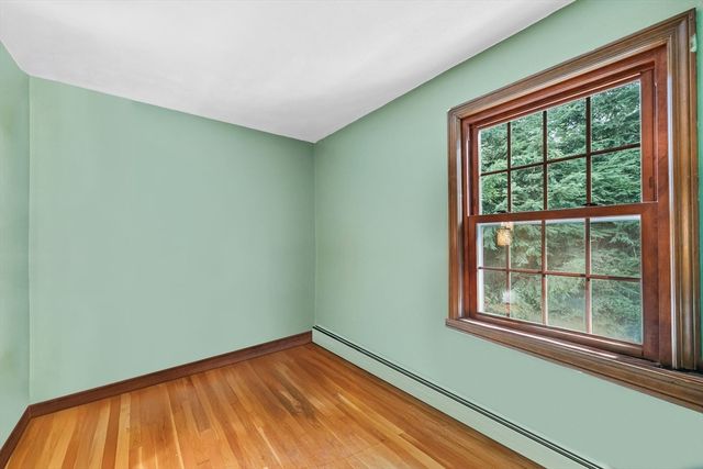 18 Heritage Lane, Lynnfield, MA 01940