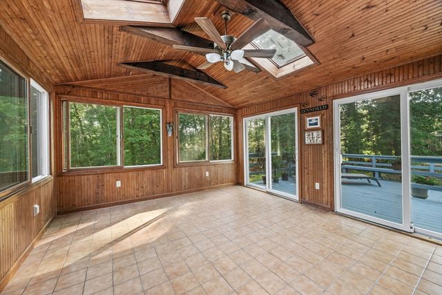 18 Heritage Lane, Lynnfield, MA 01940