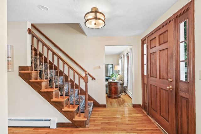 18 Heritage Lane, Lynnfield, MA 01940
