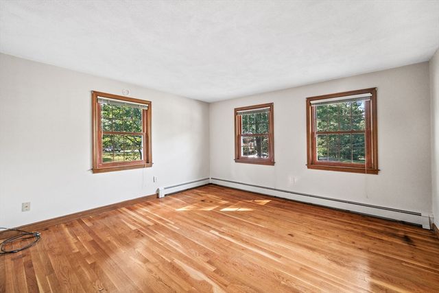 18 Heritage Lane, Lynnfield, MA 01940