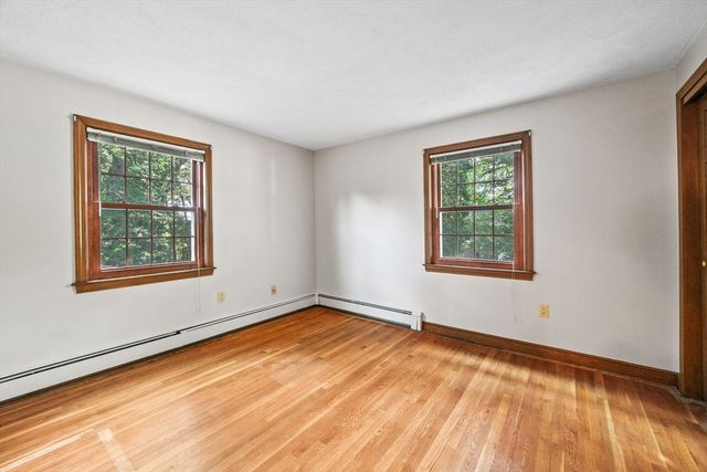 18 Heritage Lane, Lynnfield, MA 01940