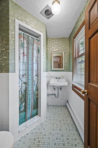 18 Heritage Lane, Lynnfield, MA 01940
