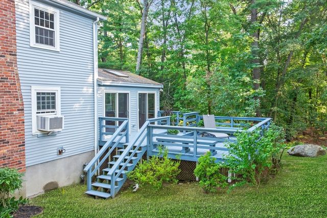 18 Heritage Lane, Lynnfield, MA 01940