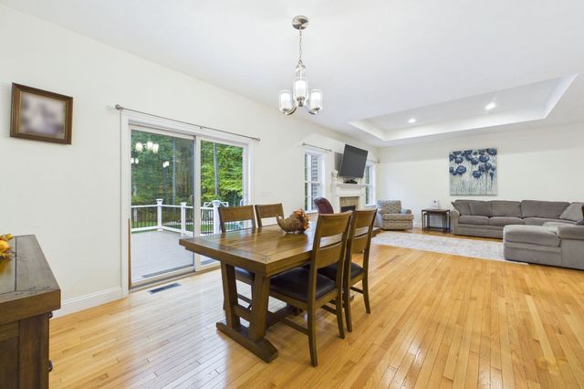 7 Cameron's Way, Freetown, MA 02717