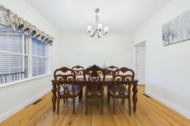7 Cameron's Way, Freetown, MA 02717