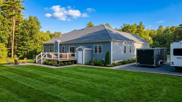 7 Cameron's Way, Freetown, MA 02717