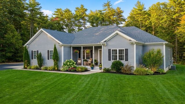 7 Cameron's Way, Freetown, MA 02717
