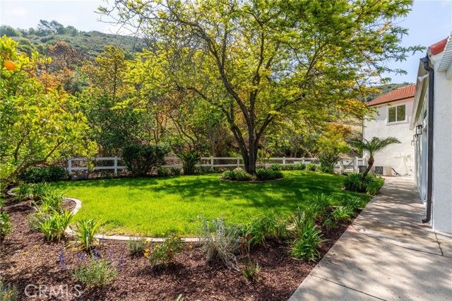 44240 La Cruz Drive, Temecula, CA 92590