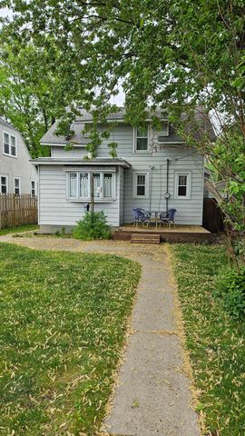 952 Ottawa Avenue, West Saint Paul, MN 55118
