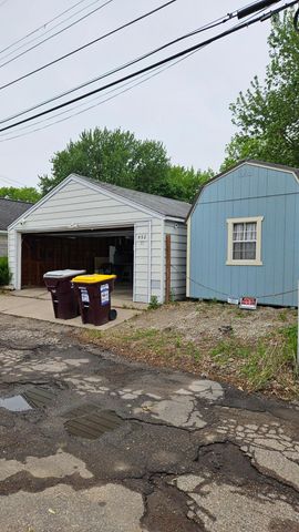 952 Ottawa Avenue, West Saint Paul, MN 55118
