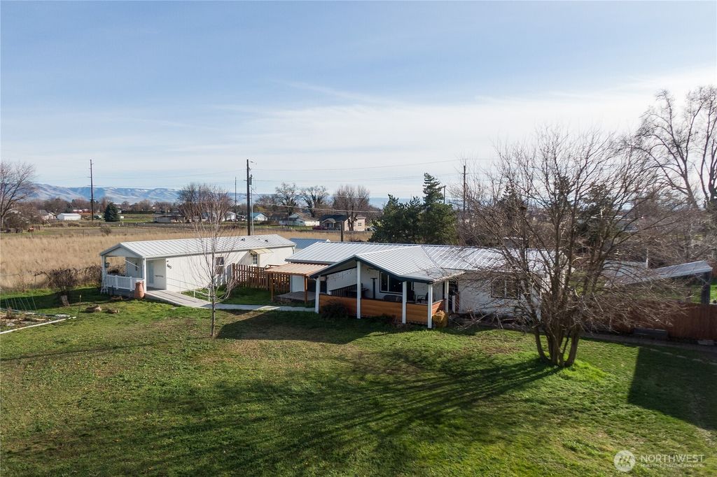 647 Baldwin Road, Walla Walla, WA 99362