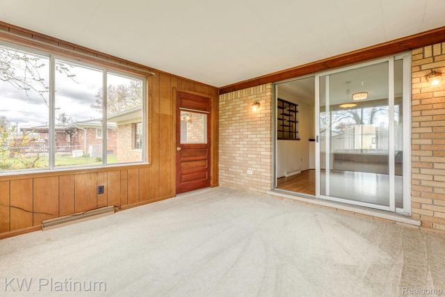 206 E Park Street, Capac Village, MI 48014