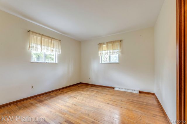 206 E Park Street, Capac Village, MI 48014