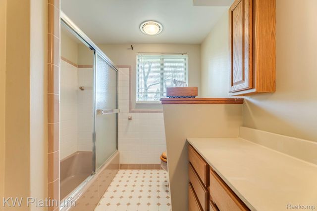 206 E Park Street, Capac Village, MI 48014