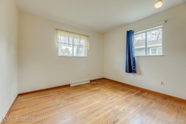206 E Park Street, Capac Village, MI 48014