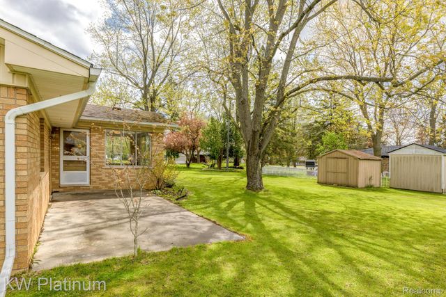 206 E Park Street, Capac Village, MI 48014