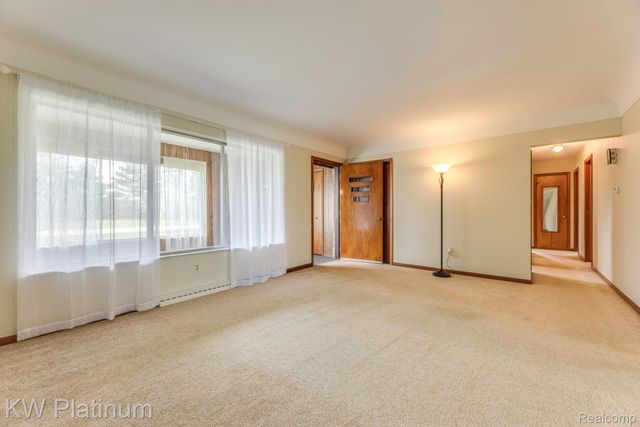 206 E Park Street, Capac Village, MI 48014