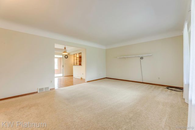 206 E Park Street, Capac Village, MI 48014