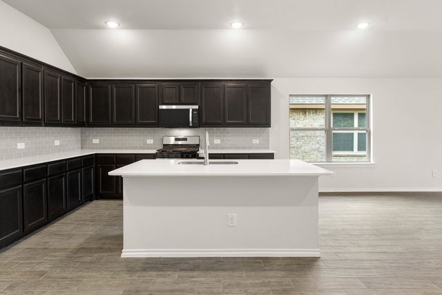 2841 Hay Lane, Midlothian, TX 76065