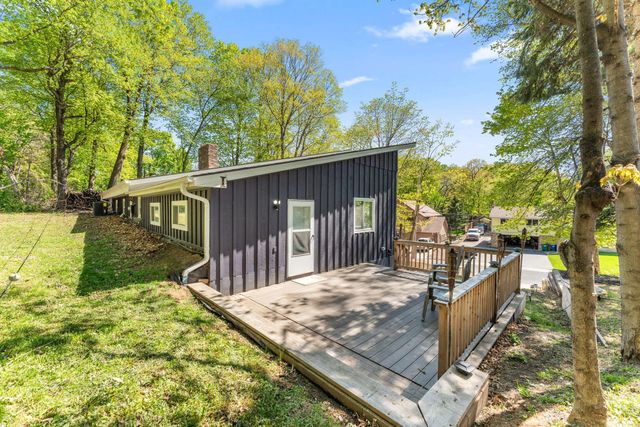 4442 Dorchester Road, Mound, MN 55364