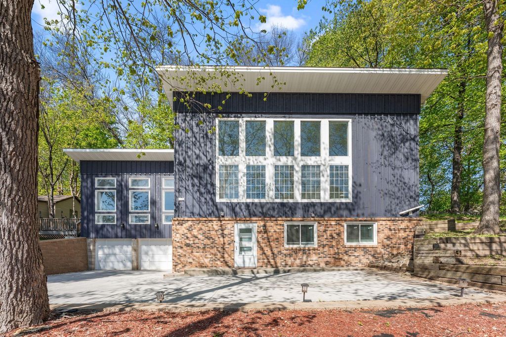 4442 Dorchester Road, Mound, MN 55364