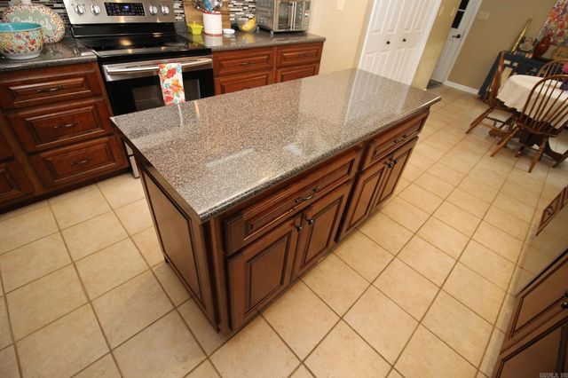 1413 Asa St, Paragould, AR 72450