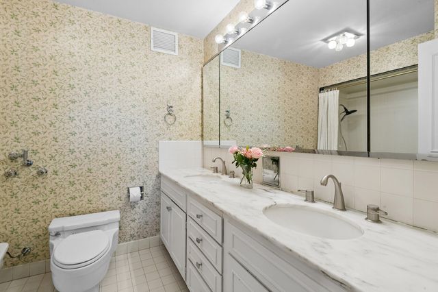 1212 N Lake Shore Drive 28CS, Chicago, IL 60610