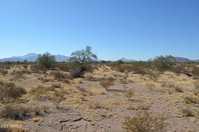 4xxxx W Oro Road 8, Maricopa, AZ 85139