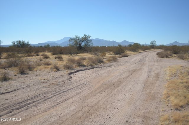 4xxxx W Oro Road 8, Maricopa, AZ 85139