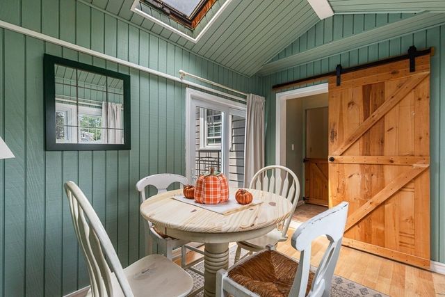 55 St Laurent, Seekonk, MA 02771