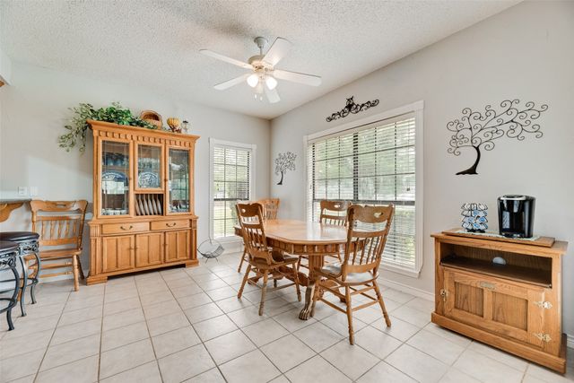 1219 Kiowa Drive E, Gainesville, TX 76240